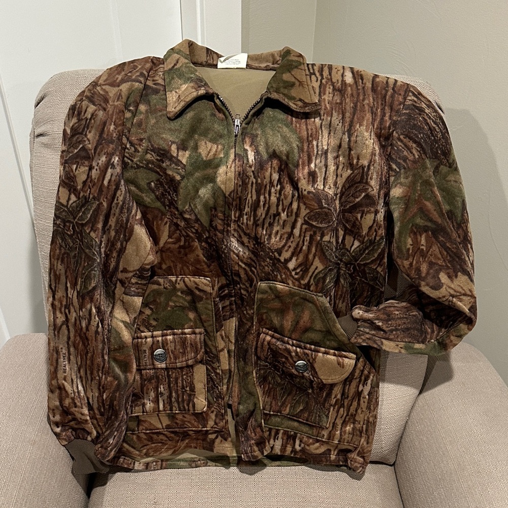 Camouflage Zip-Up Jacket